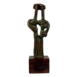 Idol Sculpture in Bronze For Sale