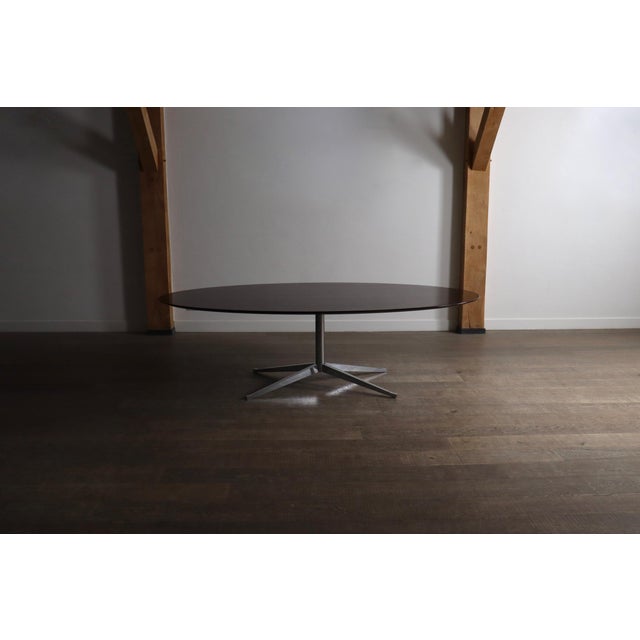 Large Vintage Dining Table in Walnut by Florence Knoll Bassett for Knoll International, 1960s For Sale - Image 3 of 8