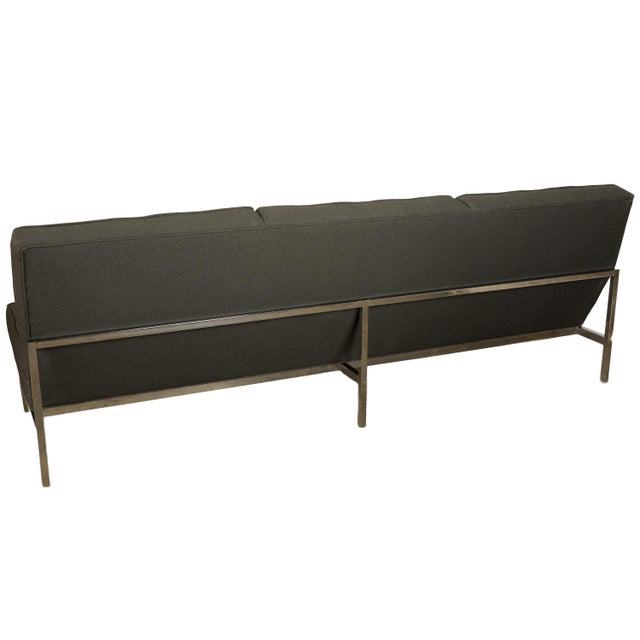 Original Mid-Century Modern 1955 Florence Knoll Parallel Bar Sofa Fully Restored For Sale - Image 9 of 10