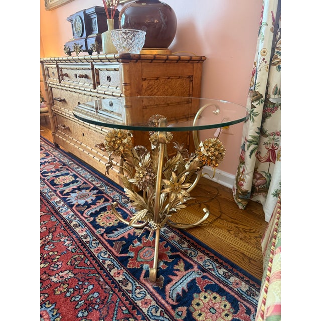 Vintage Illuminated Gilt Metal Floral Side/Cocktail Table, in the Manner of Hans Kögl, C. 1960s–70s For Sale - Image 11 of 12