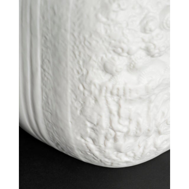 1970s Bisque Porcelain Azu Vase by Martin Freyer for Rosenthal, 1970s For Sale - Image 5 of 11