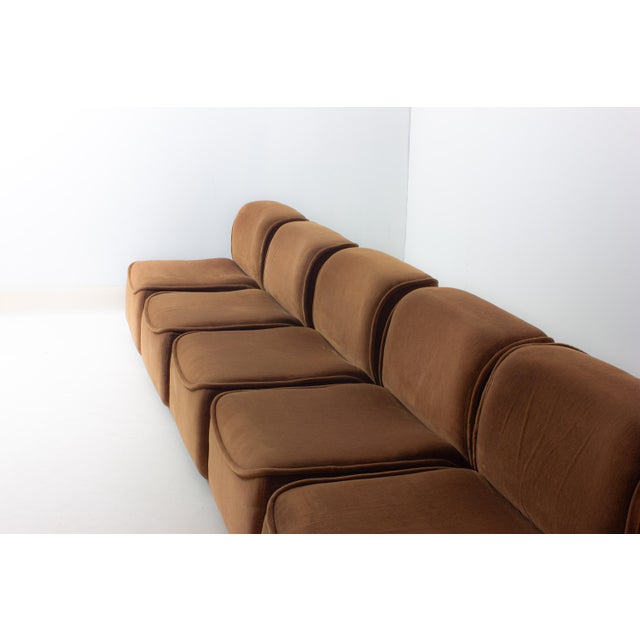 1970s Space Age Modular Sofa, Italy, 1970s, Set of 5 For Sale - Image 5 of 18