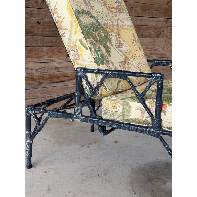Chinoiserie Vintage Coastal Chinoiserie Faux Bamboo Aluminum Chaise Lounge For Sale - Image 3 of 12