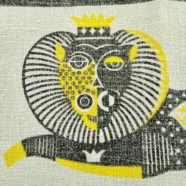 Mid-Century Modern Mid-Century Era Georges Briard Lion Print Silkscreened Linen Tea Towel For Sale - Image 3 of 8