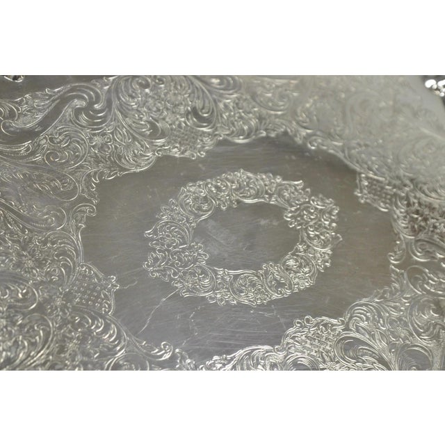 Vintage Sheridan English Victorian Silver Plated Footed Serving Platter Bar Tray For Sale - Image 12 of 14