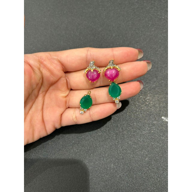 Art Deco Bochic Vintage Ruby & Green Aventurine Clip Earrings Set 18K Gold & Silver, A Pair For Sale - Image 3 of 9
