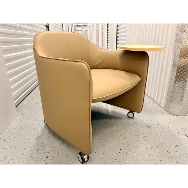 2010s Bernhardt Jackson Leather Mobile Lounge Chair For Sale - Image 5 of 8