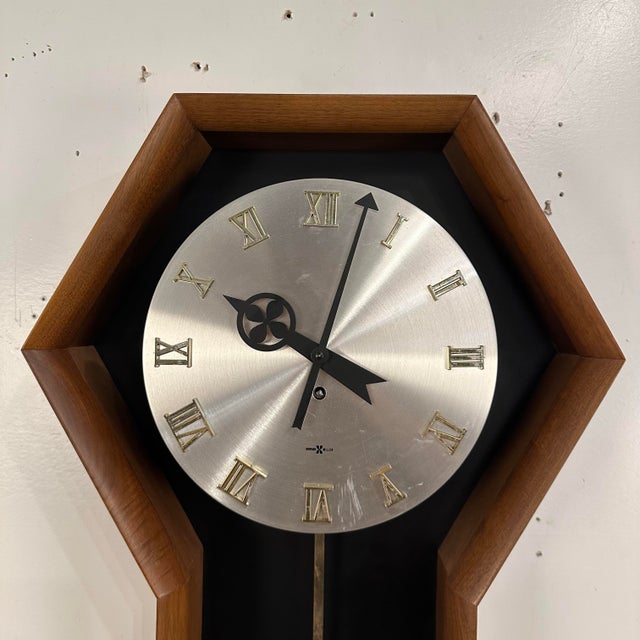 Howard Miller Arthur Umanoff for Howard Miller #557 Coffin Pendulum Wall Clock For Sale - Image 4 of 12
