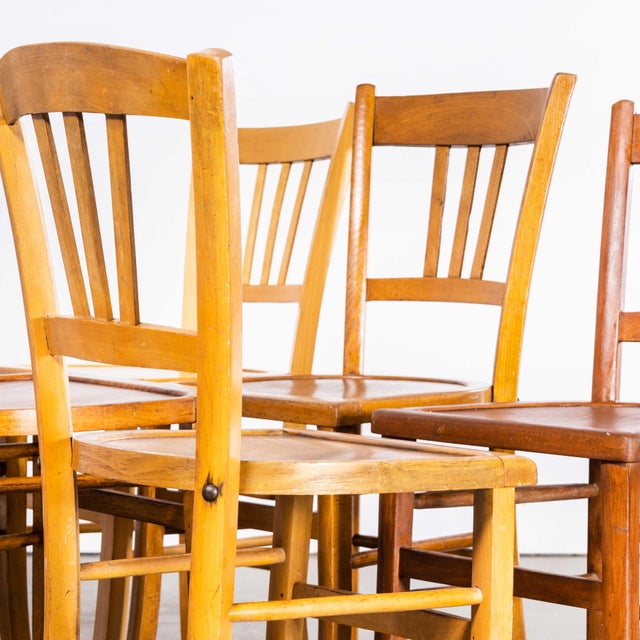 French Blonde Farmhouse Dining Chairs, 1950s, Set of 6 For Sale - Image 6 of 18