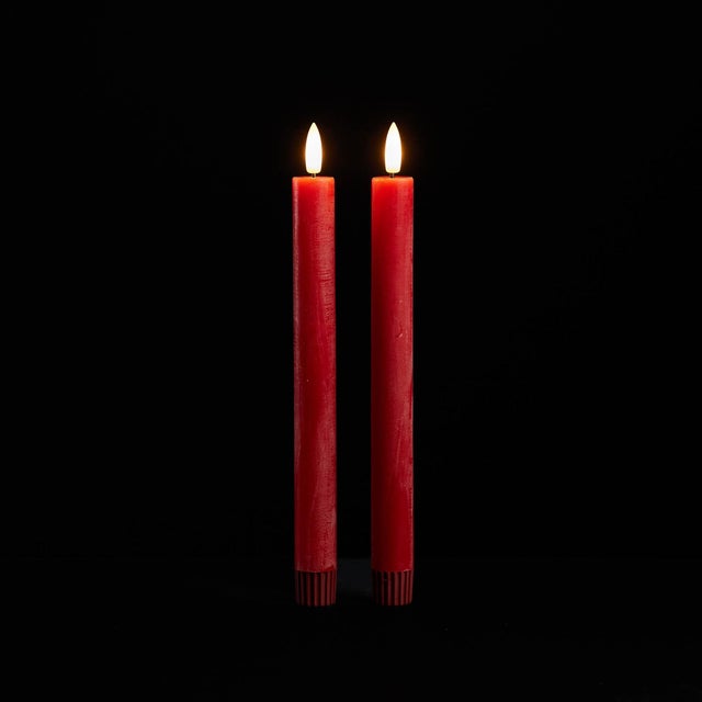 Kenneth Ludwig Chicago FIA Wick Red Taper Candle (Set of 2) For Sale - Image 4 of 4