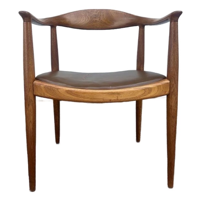 Original Hans Wegner for Johannes Hansen "The Chair" Teak and Leather Round Chair 60s For Sale