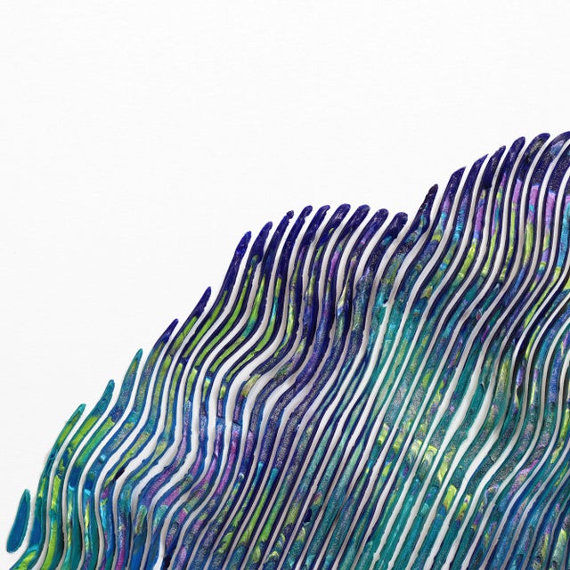 Virginie Schroeder is an innovative artist based in Quebec, Canada. She puts in play lines, circles, and other geometric...