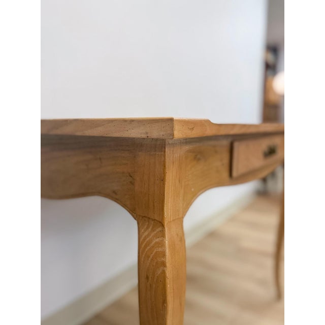 Vintage Desk Henredon Louis XV Style French Provincial Cabriole Leg Writing Wooden For Sale - Image 10 of 15