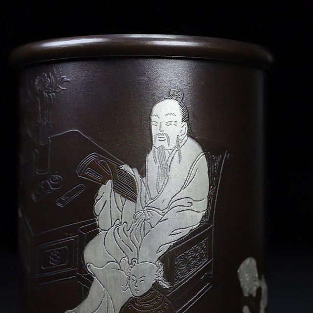 This is a special and collectable Chinese Silver Gilt Bronze Pen Holder.