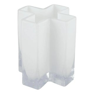 Cross Vase in White and Clear Art Glass by Bodil Kjær for Gullaskruf, Sweden, 1960s For Sale