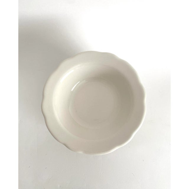 American Buffalo China Scalloped Bowls - Set of 8 For Sale - Image 3 of 6