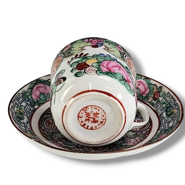 Rose Medallion Demitasse Espresso Cup Macau W/ Saucer Mid Century For Sale - Image 4 of 13