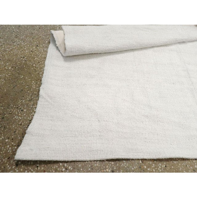 White Mid-20th Century Handmade Turkish Hemp Flatweave Kilim Throw Rug in White For Sale - Image 8 of 8