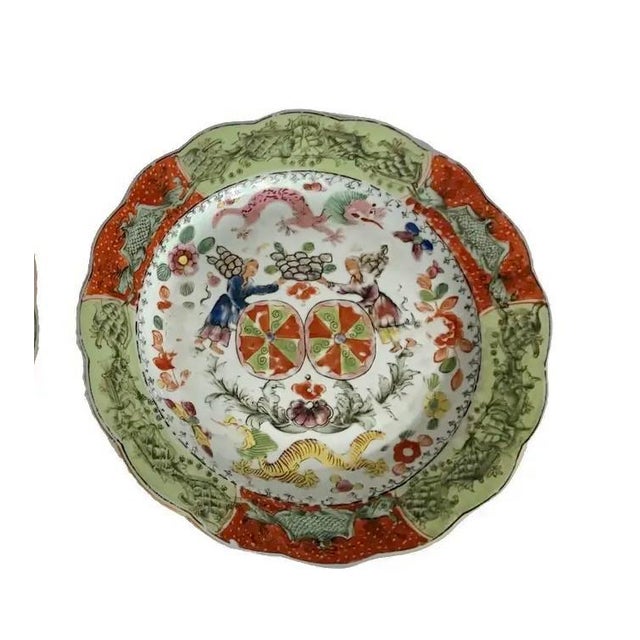 Important Pair of 18th Century English Worcester Hand-Painted Plates For Sale - Image 11 of 12