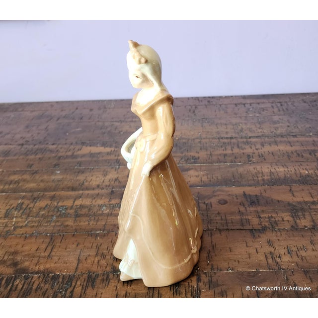 1950s Vintage Mid Century Modern 1950s Ceramic Woman Figurine ~ Mark Unknown For Sale - Image 5 of 5