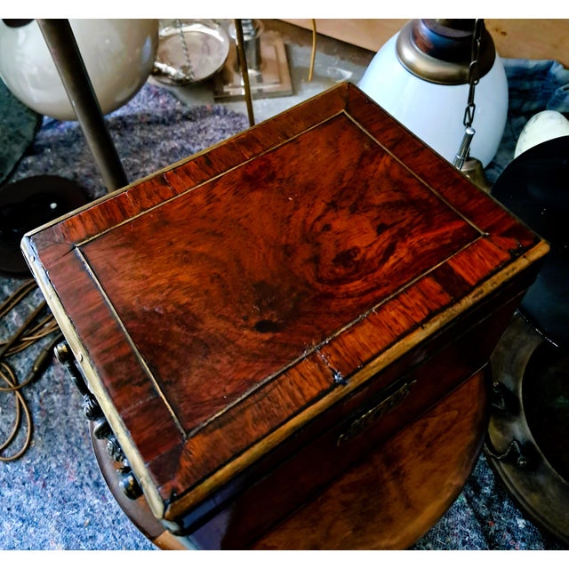 Small Victorian Travel Box in Mahogany and Brass, 1800s For Sale - Image 11 of 14