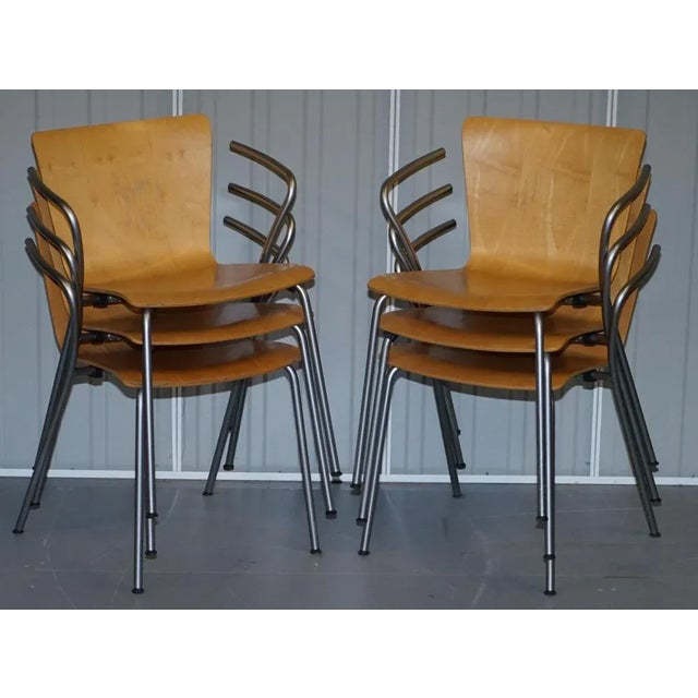We are delighted to offer for sale this lovely set of six vintage Fritz Hansen Vico Magistretti Due bentwood stacking...