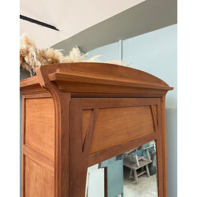 Large Art Nouveau Bonnetière in Mahogany, 1890s For Sale - Image 6 of 14