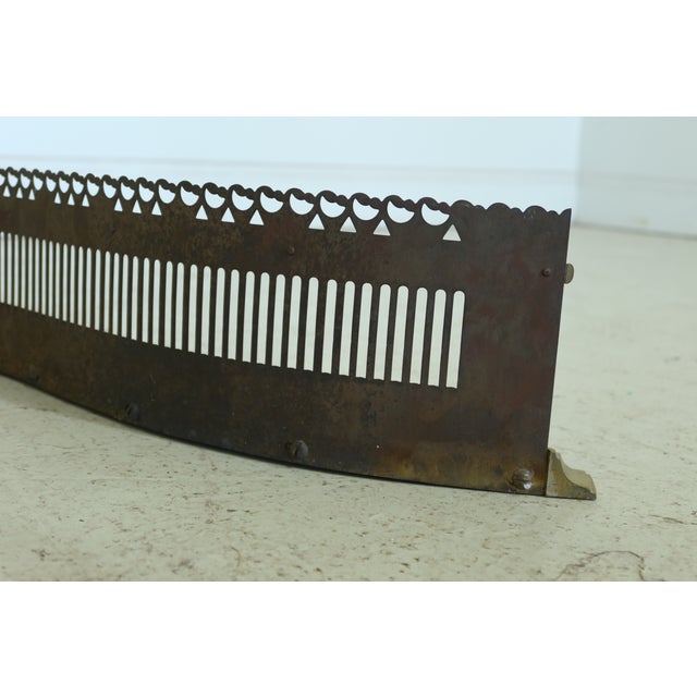 Virginia Metalcrafters Colonial Williamsburg Brass Fireplace Fender