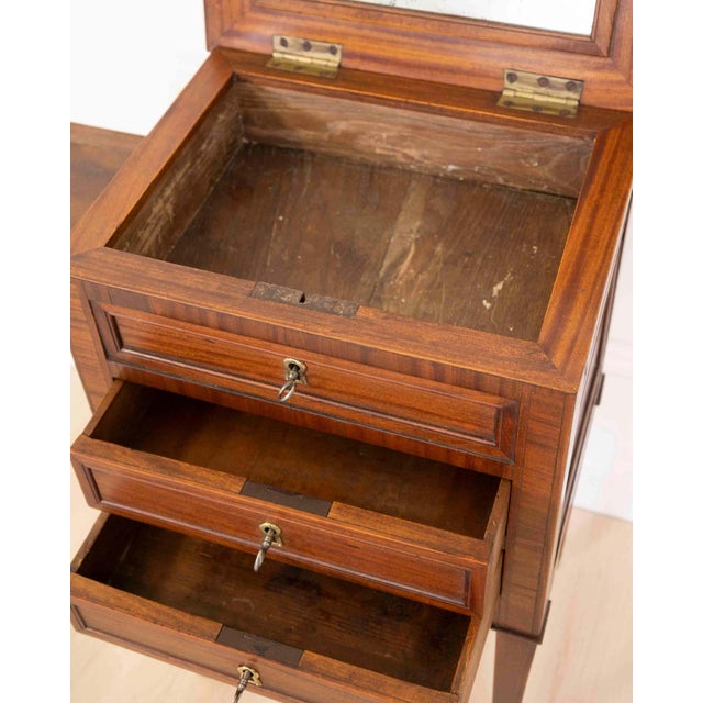 French 19th Century Louis XVI Style Side Table with Fitted Mirror For Sale In Atlanta - Image 6 of 12