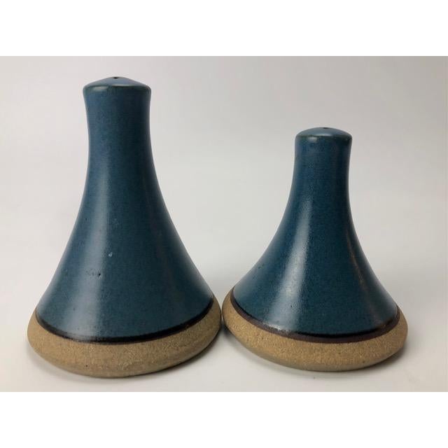1960s Vintage Salt & Pepper Art Pottery Shakers For Sale - Image 5 of 6