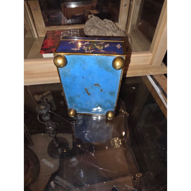 1920's Chinese Cloisonne Enamel Box With Medallion For Sale - Image 10 of 12