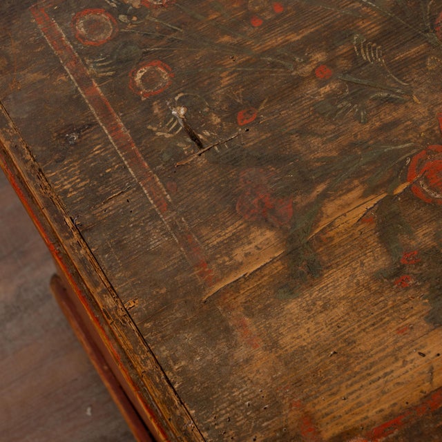 Wood 19th Century Hungarian Flat Top Original Hand Painted Pine Trunk For Sale - Image 7 of 15