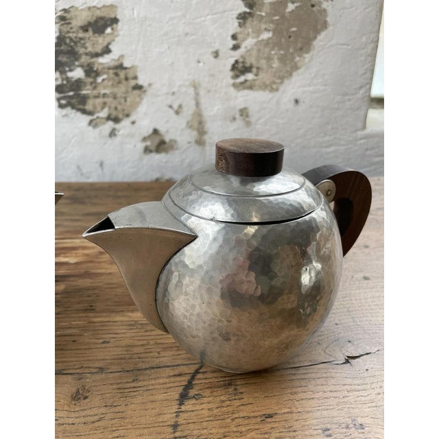 Art Deco Tin Teapots by René Delavan, 1920s, Set of 4 For Sale - Image 10 of 18