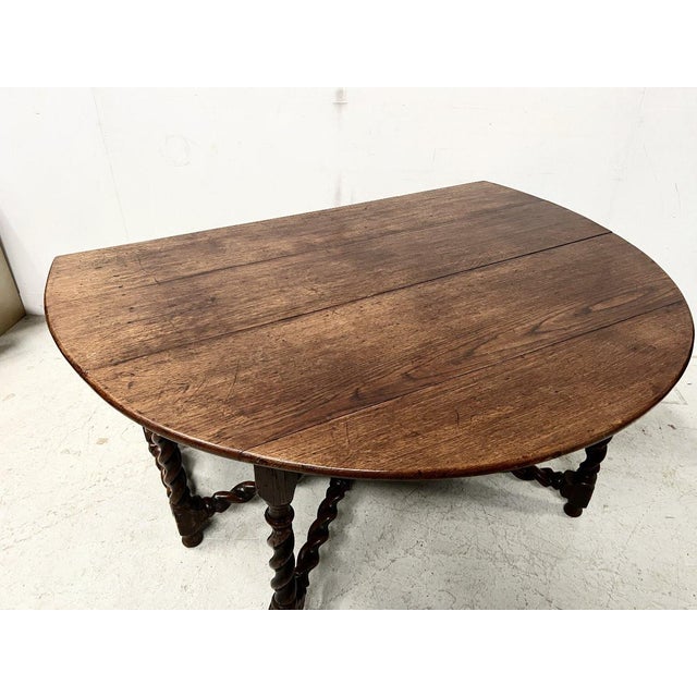Gate Leg Table in Oak, 19th Century For Sale - Image 9 of 16