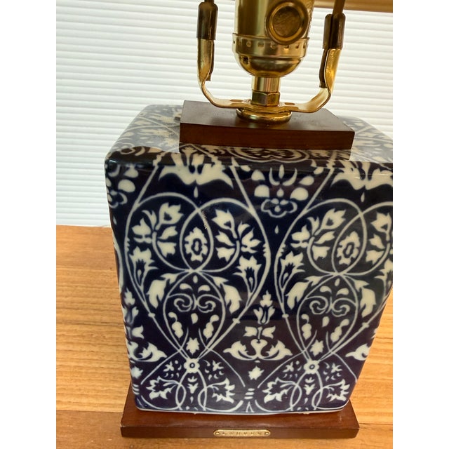 Ralph Lauren Ralph Lauren Lotus Table Lamp For Sale - Image 4 of 12