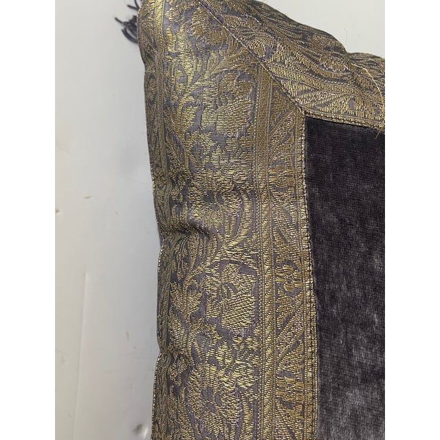 Pair Marroccan Velvet Pillows With Gold Brocade Trim and Tassels For Sale - Image 4 of 10