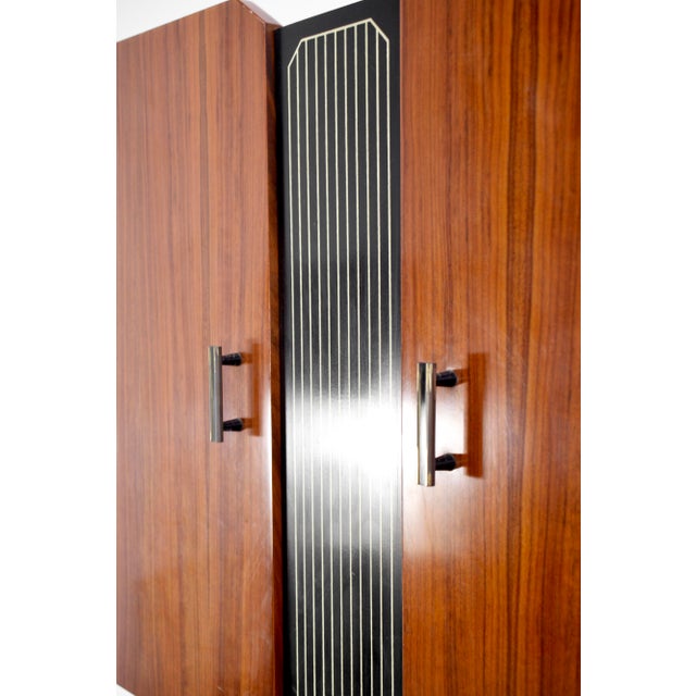 1960s Mid-Century Modern Italian Freestanding Teak and Brass Modular Bookshelf, 1960s For Sale - Image 5 of 9