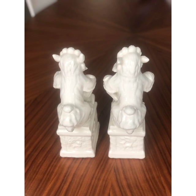 White Mid-Century Vintage Blanc De Chine Ceramic Foo Dogs-Set of 2 For Sale - Image 8 of 12
