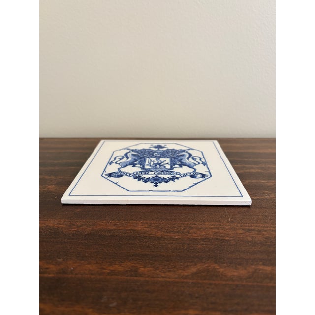 French Provincial Dutch Delft Blue and White Porcelain Tile With Heraldic Coat of Arms For Sale - Image 3 of 4