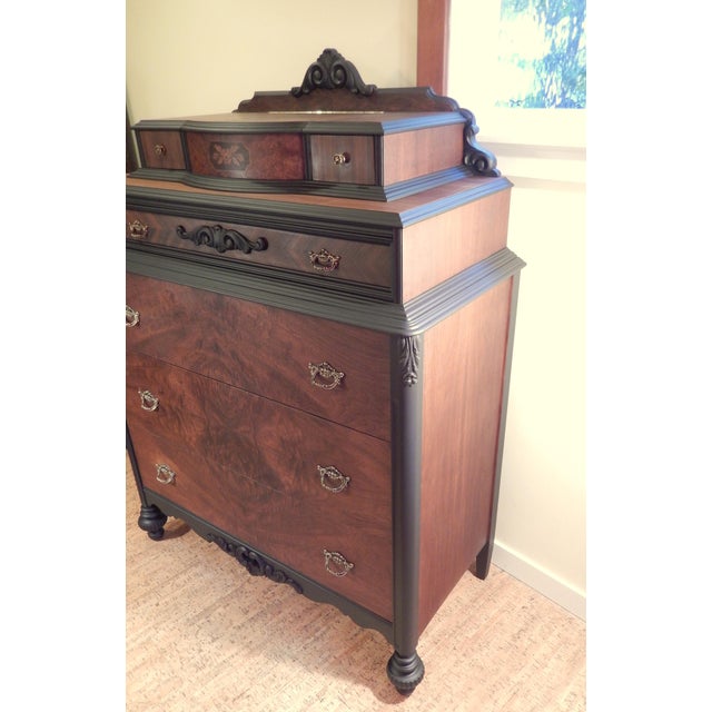 Traditional Early 20th Century Sligh Walnut High Boy Dresser For Sale - Image 3 of 7