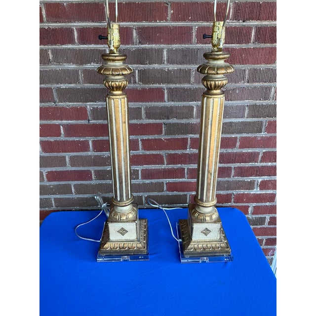 Vintage Italian Florentine Carved Wood Column Lamps W/ Lucite Bases For Sale - Image 13 of 15