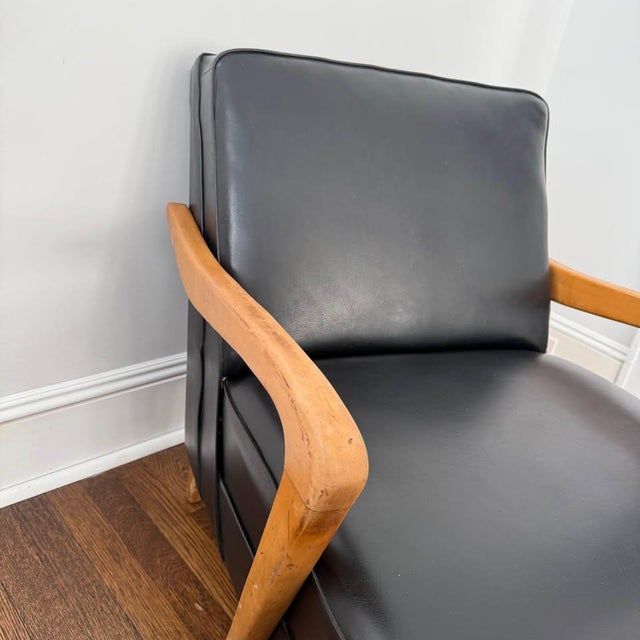 Vintage 1960s Black Leather Lounge Chair With Oak Arms For Sale - Image 4 of 7