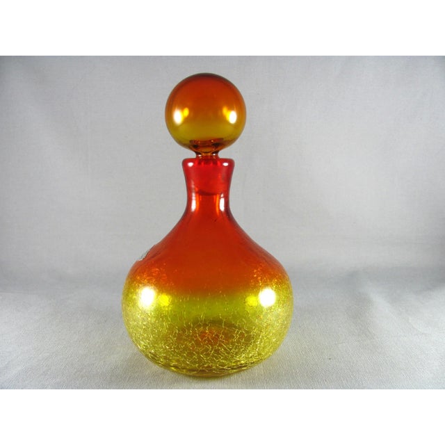 Mid-Century Modern 1960s Wayne Husted for Blenko Tangerine Amberina Citrine Ruby Crackle Art Glass Ball Decanter #636s For Sale - Image 3 of 13