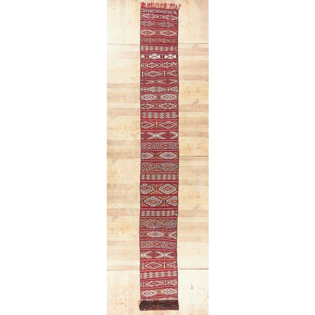 Vintage Zemmour Moroccan Kilim Rug, 02'08 X 27'00 For Sale - Image 10 of 10
