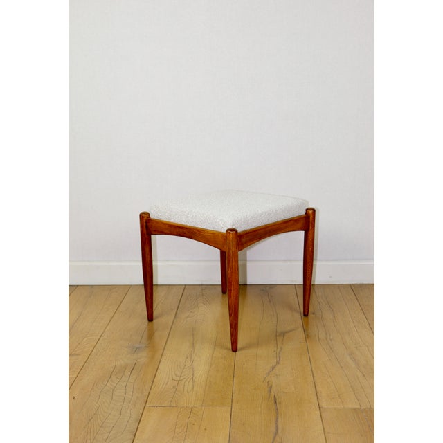 Edmund Homa stool with a white ivory boucle seat. This stool, designed by Edmund Homa and manufactured in the 1970s, has...