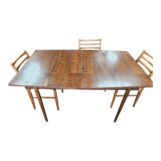 Mid-Century Modern Walnut Dining Table For Sale