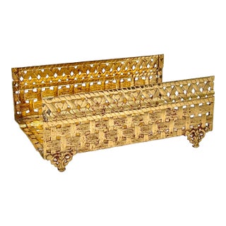 Vintage Hollywood Regency Gold Metal Basketweave Guest Towel Tray For Sale