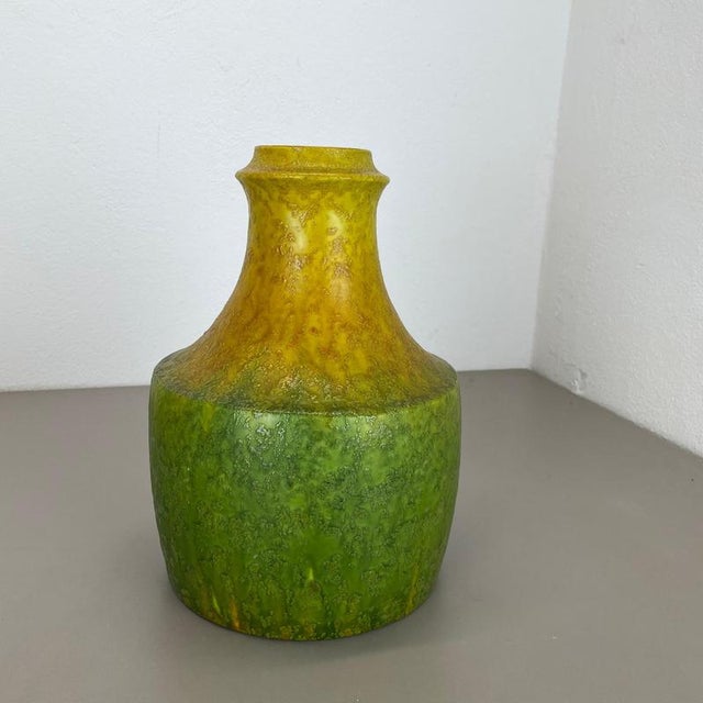 Ceramic Vase attributed to Marcello Fantoni, Italy, 1950s For Sale - Image 6 of 18