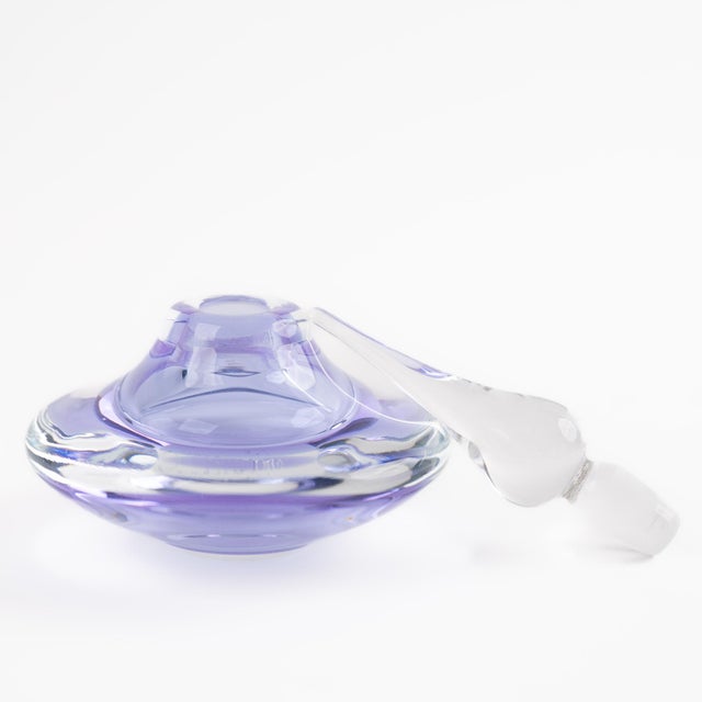 Vintage Light Purple Glass Perfume Bottle With Clear Stopper For Sale In New York - Image 6 of 12