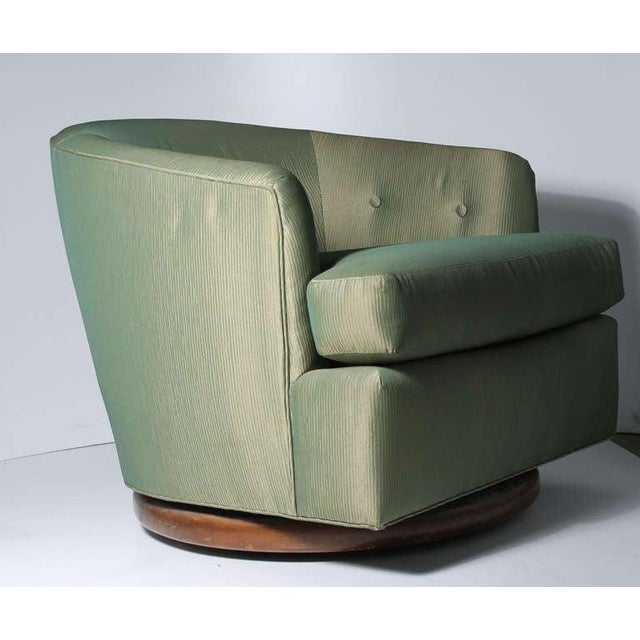 Mid-Century Modern Milo Baughman / Harvey Probber Gliding & Swivel Barrel Back Club Chairs For Sale - Image 3 of 8